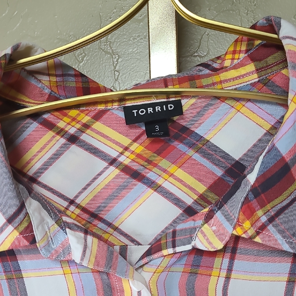 Torrid Multicolor Plaid Oversized Button Down Shi… - image 2